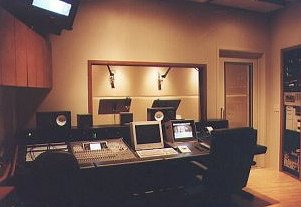 studioaglass2.jpg