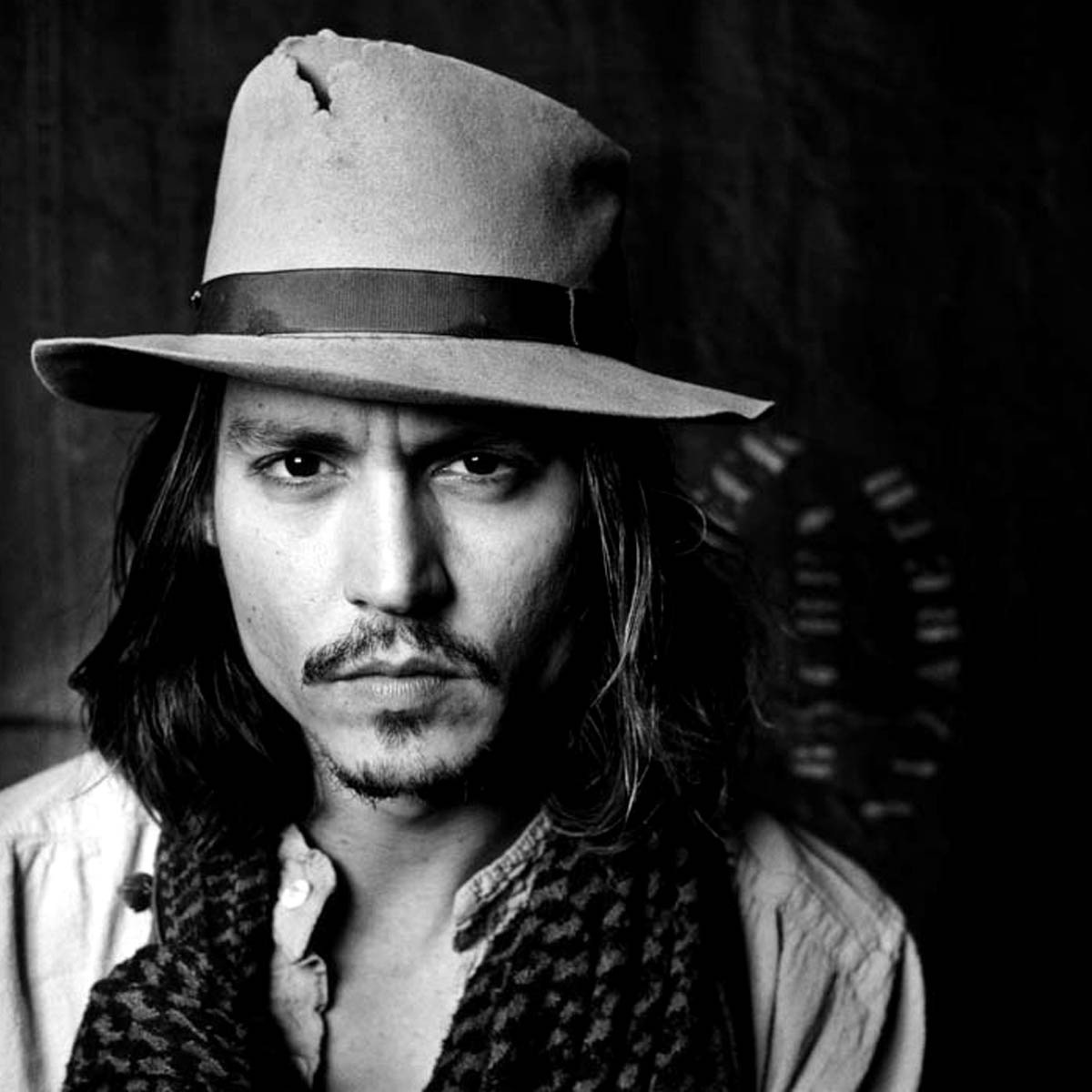 johnny-depp-beard-style-pictures-young-tumblr-212455883.jpg