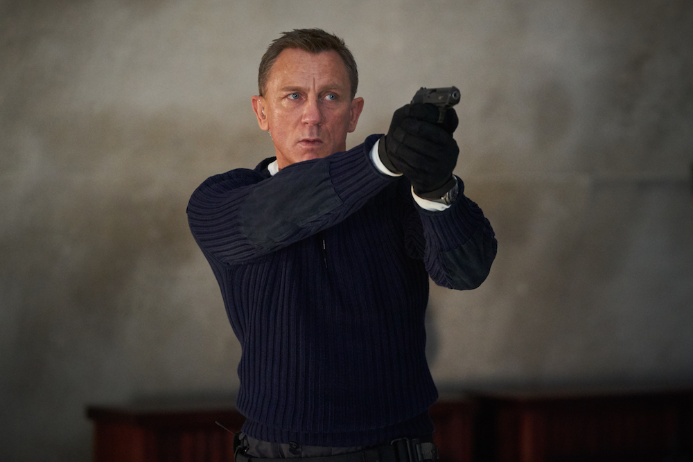 B25_25594_RJames Bond (Daniel Craig) prepares to shoot in NO TIME TO DIE, a DANJAQ and Metro Goldwyn Mayer Pictures film.Credit: Nicola Dove© 2019 DANJAQ, LLC AND MGM. ALL RIGHTS RESERVED.