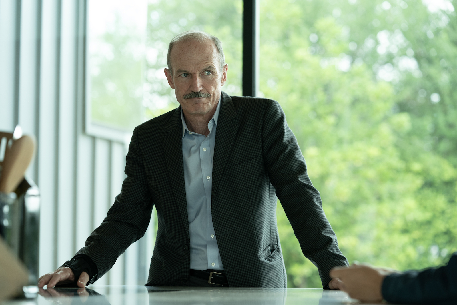 Toby Huss as Mike Gerard in Fatal Attraction episode 2, season 1 streaming on Paramount+, 2023. Photo Credit: Michael Moriatis/Paramount+