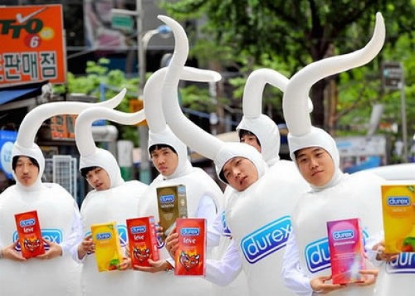 durex-condoms-sperm-costume-e1264710785371.jpg