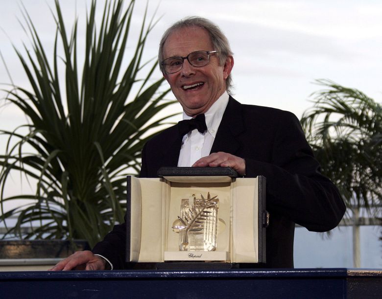 British Director Ken Loach Poses with the Palme D'or Award He Won For His Film 'The Wind That Shakes the Barley' After the Closing Ceremony of the 59th Cannes Film Festival Sunday 28 May 2006 in CannesFrance Cannes Film Festival - May 2006