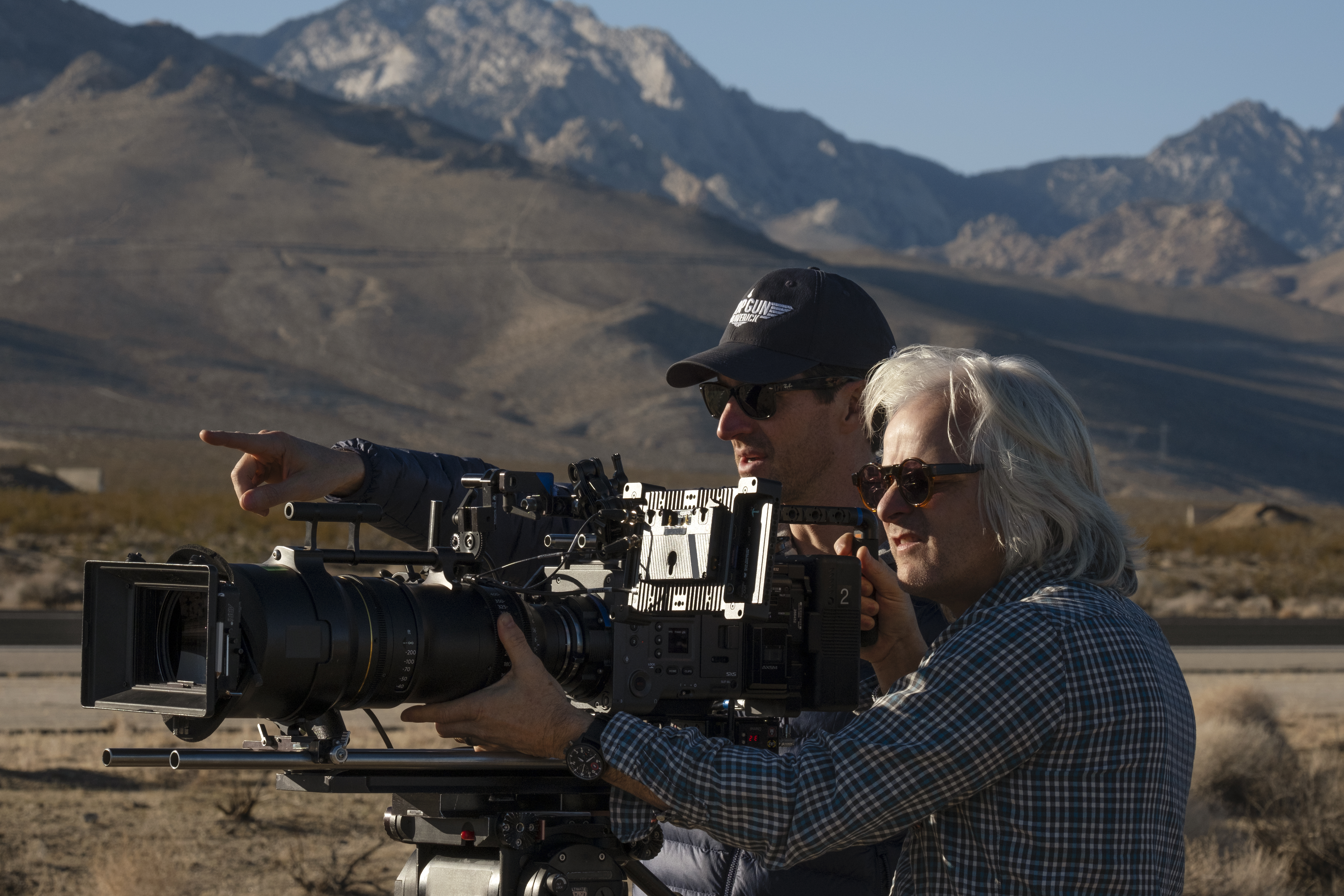 DIRECTOR JOE KOSINSKI AND DIRECTOR OF PHOTOGRAPHY CLAUDIO MIRANDA ON THE SET OF TOP GUN: MAVERICK FROM PARAMOUNT PICTURES, SKYDANCE AND JERRY BRUCKHEIMER FILMS.