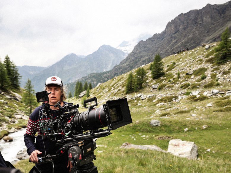 Cinematographer Ruben Impens uses an Arri Mini LF and Angeniuex zoom lens in a mountain setting.