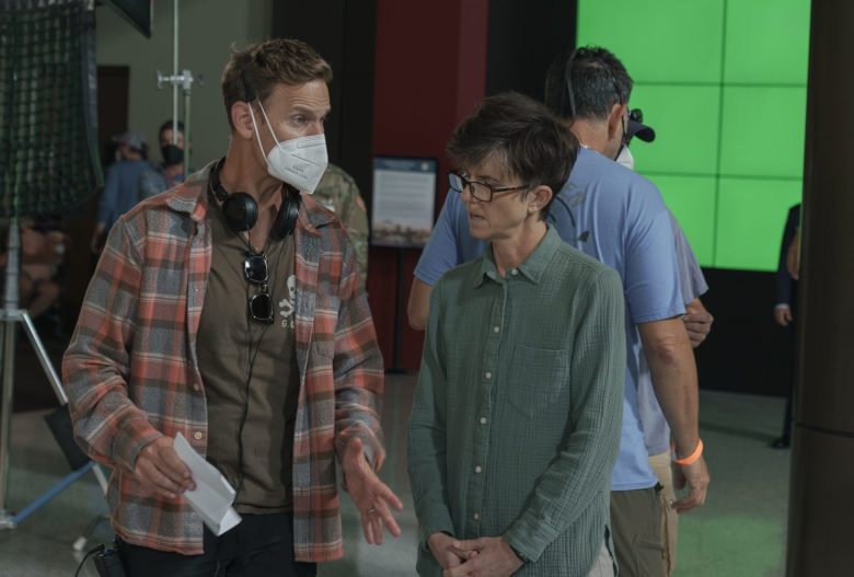 We Have A Ghost. (L to R) Christopher Landon (Director), Tig Notaro as Dr. Leslie Monroe on the set of We Have A Ghost. Cr. Scott Saltzman/Netflix © 2022.