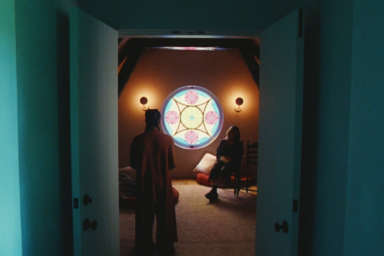 Dominique Fishback and Billie Eilish in the sweatlodge chamber in Episode 4 of Swarm 