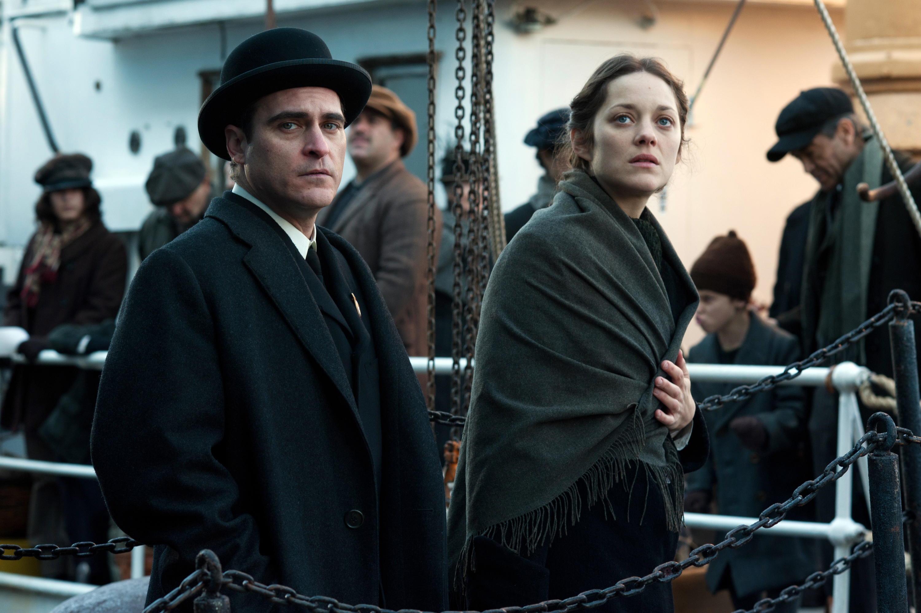 THE IMMIGRANT, from left: Joaquin Phoenix, Marion Cotillard, 2013. ph: Anne Joyce/©Weinstein Company/Courtesy Everett Collection