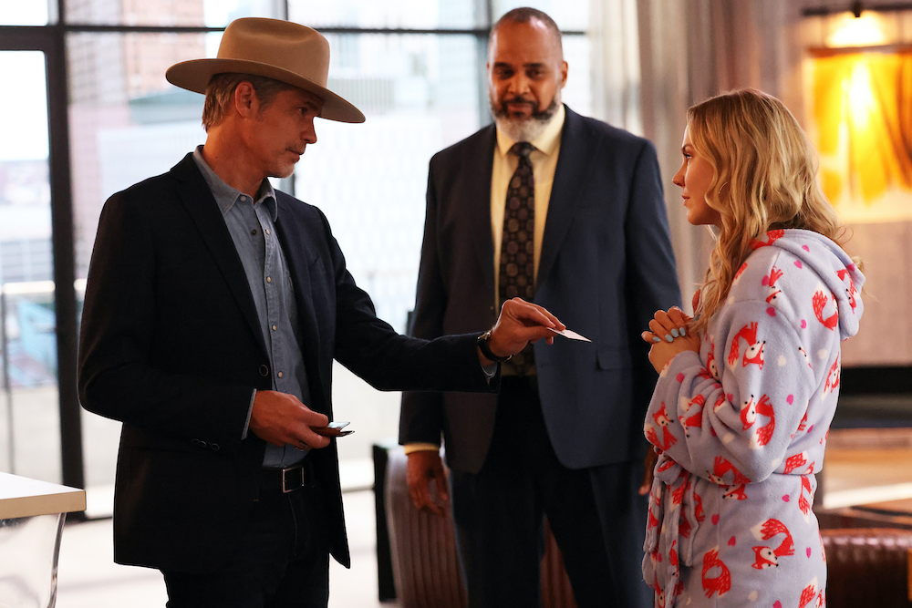 JUSTIFIED: CITY PRIMEVAL Episode 2 Timothy Olyphant as Raylan Givens, Victor Williams as Wendell Robinson, Adelaide Clemens as Sandy Stanton